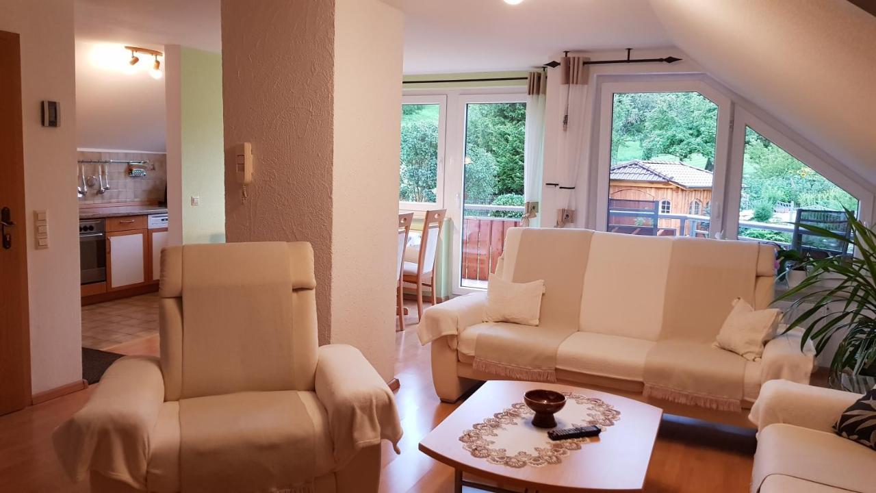 Ferienwohnung Herrnberg บาเดน-บาเดน ภายนอก รูปภาพ
