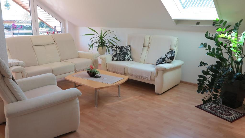 Ferienwohnung Herrnberg บาเดน-บาเดน ภายนอก รูปภาพ